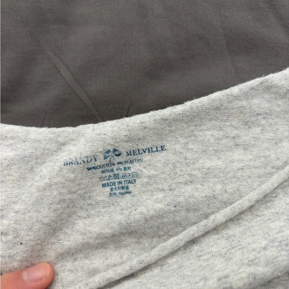 Off the shoulder top - Picture 3 of 4